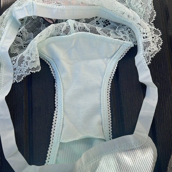 Victoria’s Secret - Luxe Velvet String Bikini - Large - Picture 7 of 13